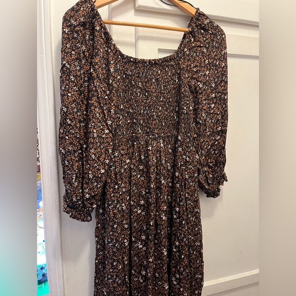 Rylee + Cru Adelaide Winter Bloom Dress - Picture 4 of 5